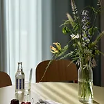 Flora Aparthotel 4*