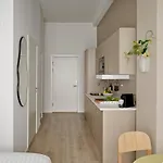 Flora Aparthotel 4*
