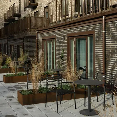 Lejlighedshotel Flora